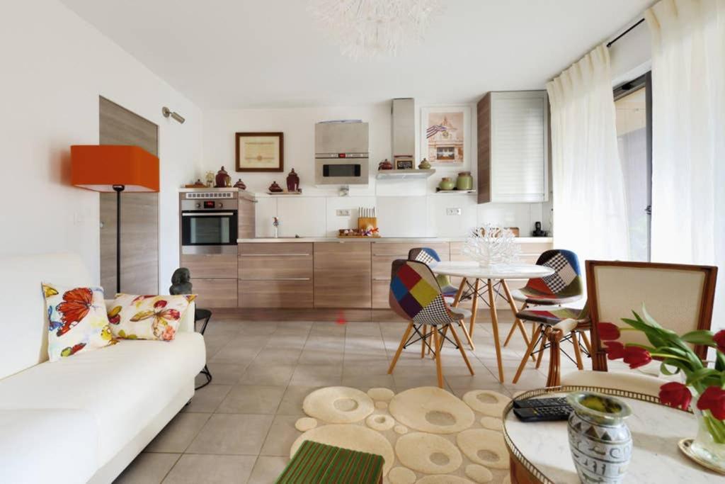 Le Precieux - Superbe Appart Confort Avec Grande Terrasse De 25M2 - Parking Prive Proche Centre Ville D'Aix En Provence - Hopital Hpp - Creps Αιξ-αν-Προβάνς Εξωτερικό φωτογραφία